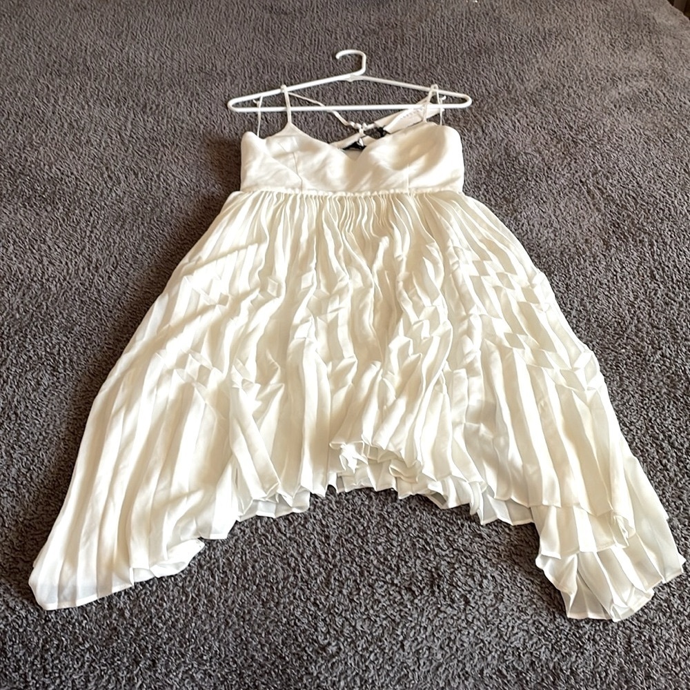 Keepsake (The Label) Follow the Sun Ivory Dress NWT Sz: S - Picture 9 of 15